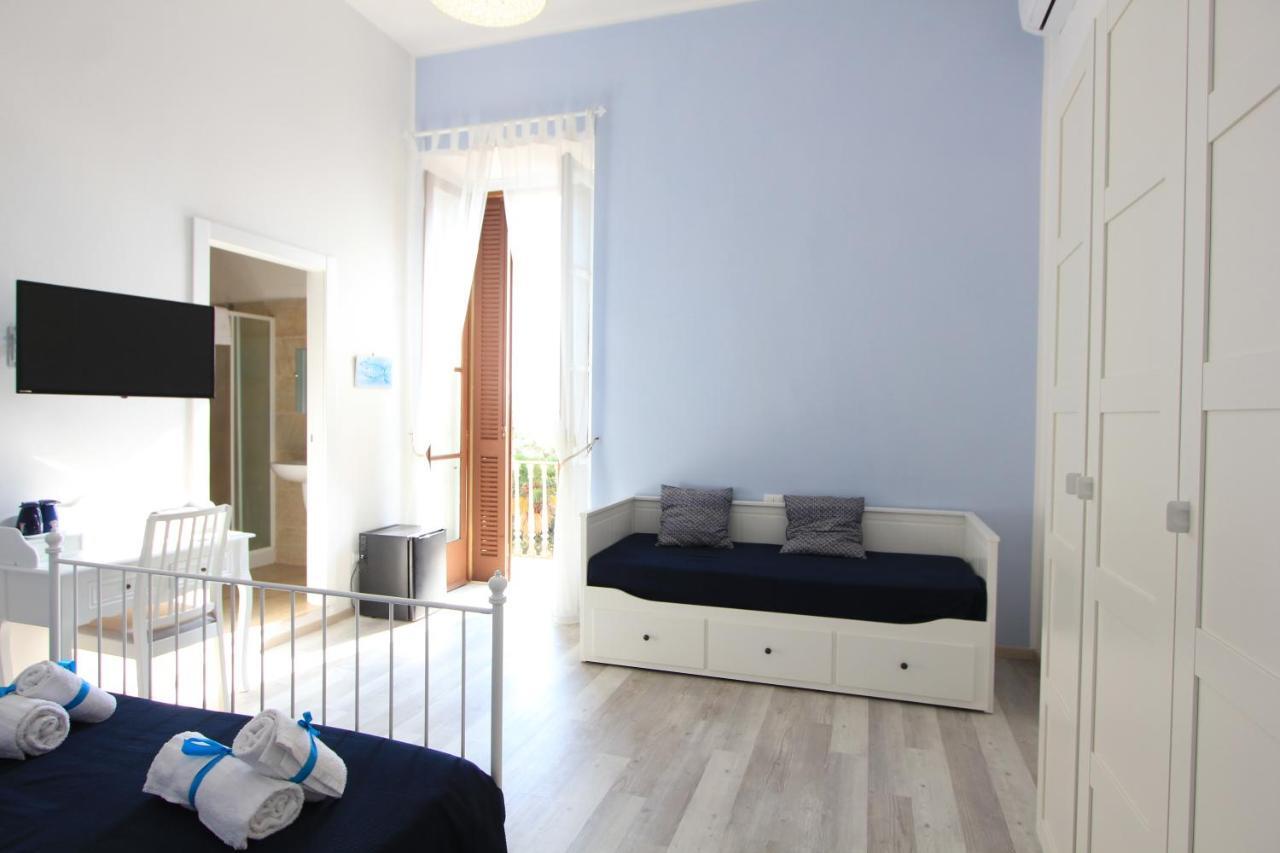 B&B Vitruvio Suites Formia Buitenkant foto